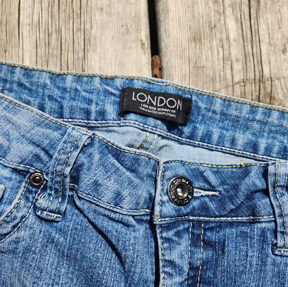 London low rise skinny fit jeans size 11 - Picture 3 of 7